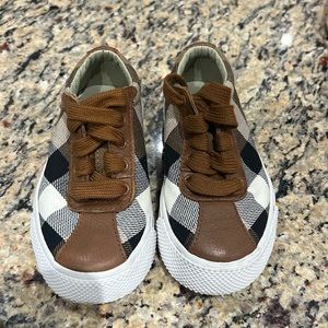 Authentic toddler Burberry sneakers